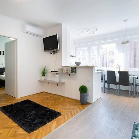 Rumbach 22 Center Apartment With Ac Budapest Bagian luar foto