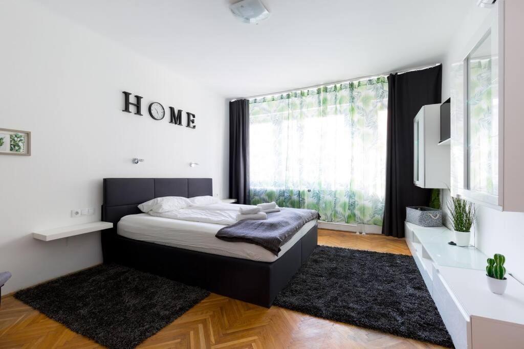Rumbach 22 Center Apartment With Ac Budapest Bagian luar foto