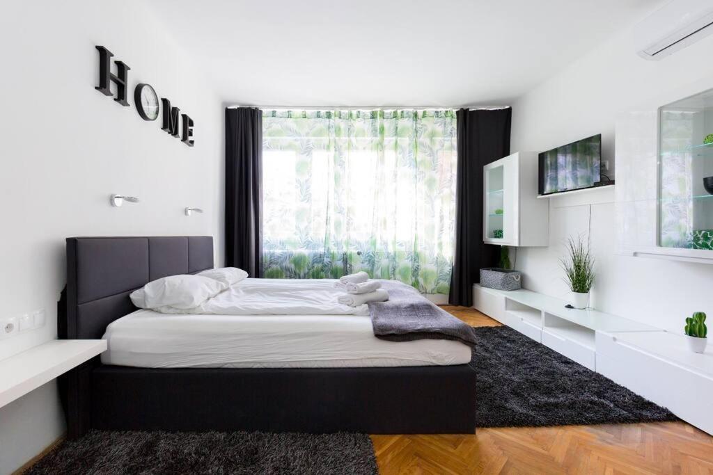 Rumbach 22 Center Apartment With Ac Budapest Bagian luar foto