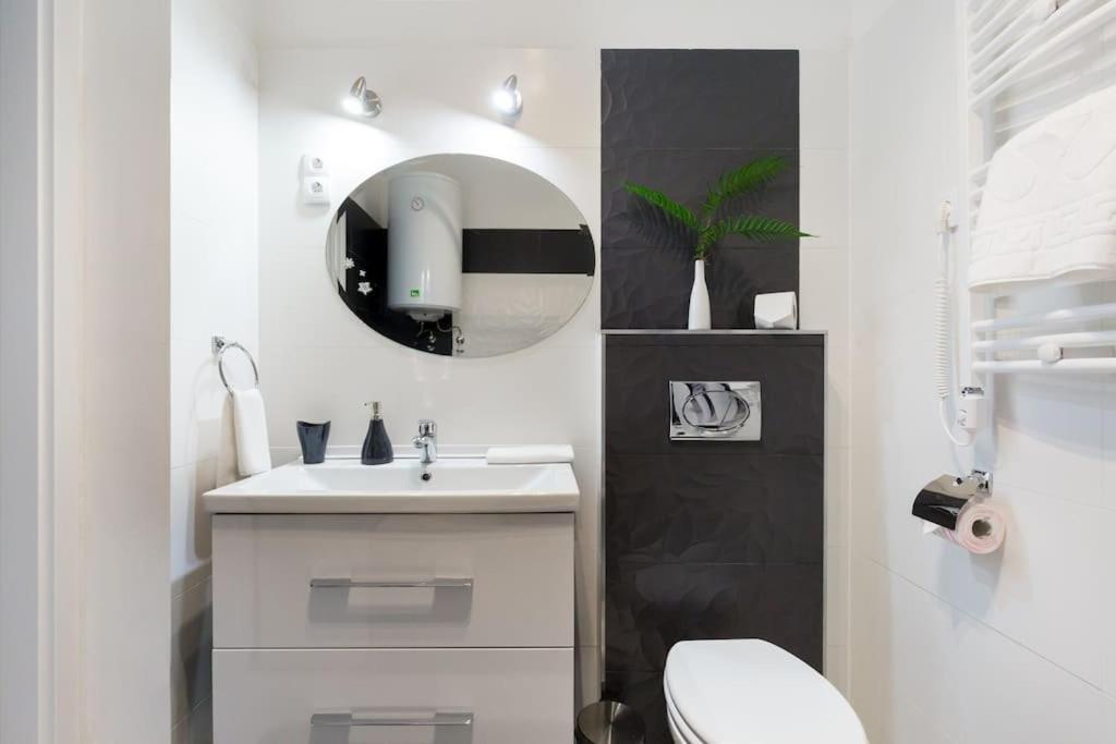 Rumbach 22 Center Apartment With Ac Budapest Bagian luar foto
