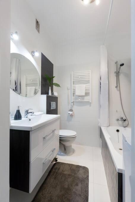 Rumbach 22 Center Apartment With Ac Budapest Bagian luar foto